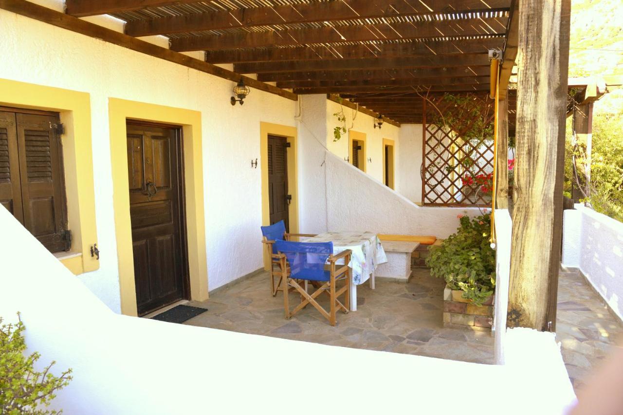 Filoxenia Villa Куцунари Екстериор снимка