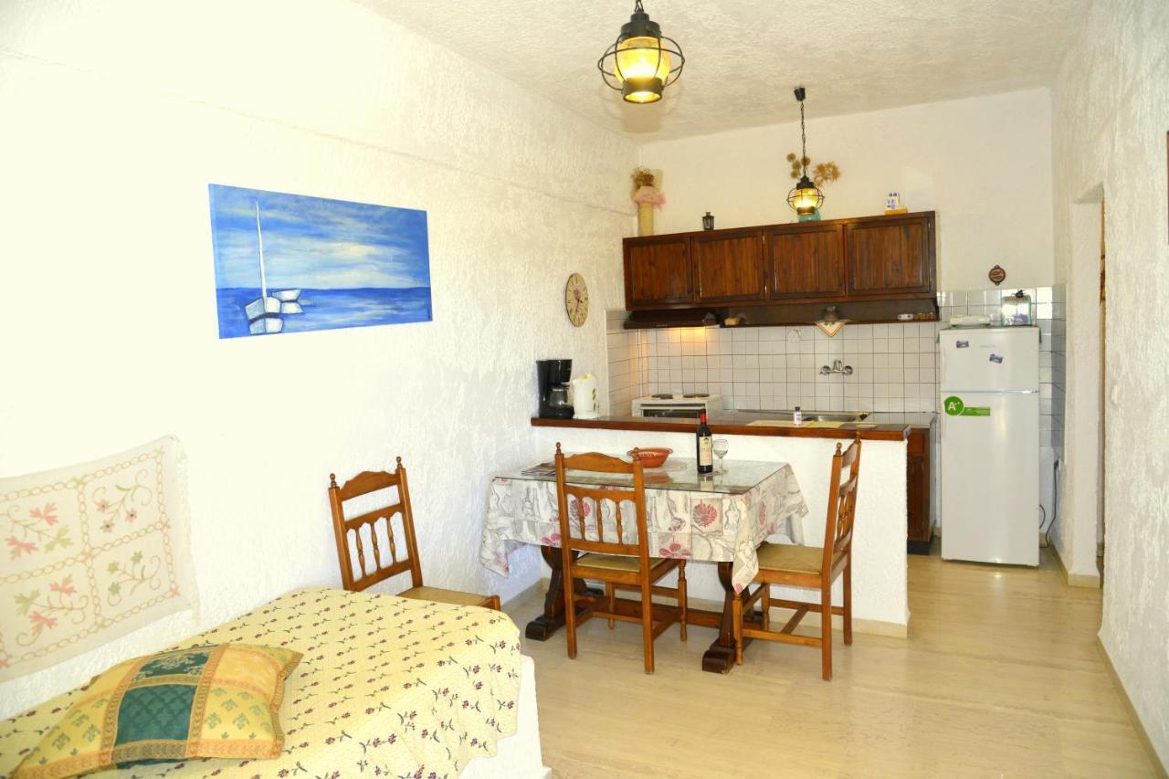 Filoxenia Villa Куцунари Екстериор снимка